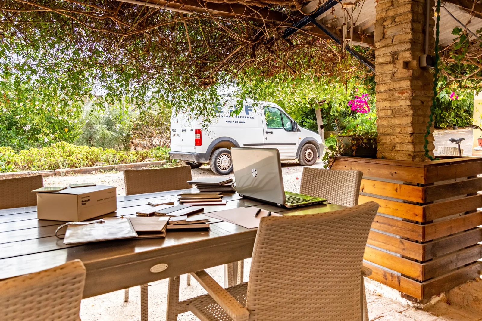 Despatx EJF 5